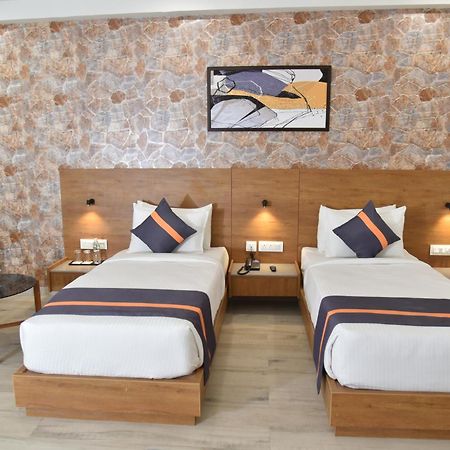 Comfort Inn , Statue Of Unity Kevadia Exterior foto