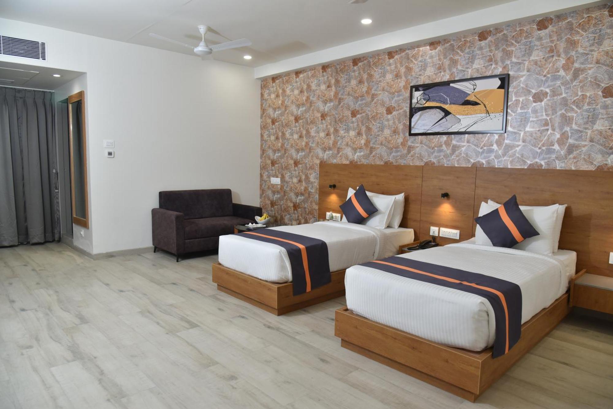 Comfort Inn , Statue Of Unity Kevadia Exterior foto